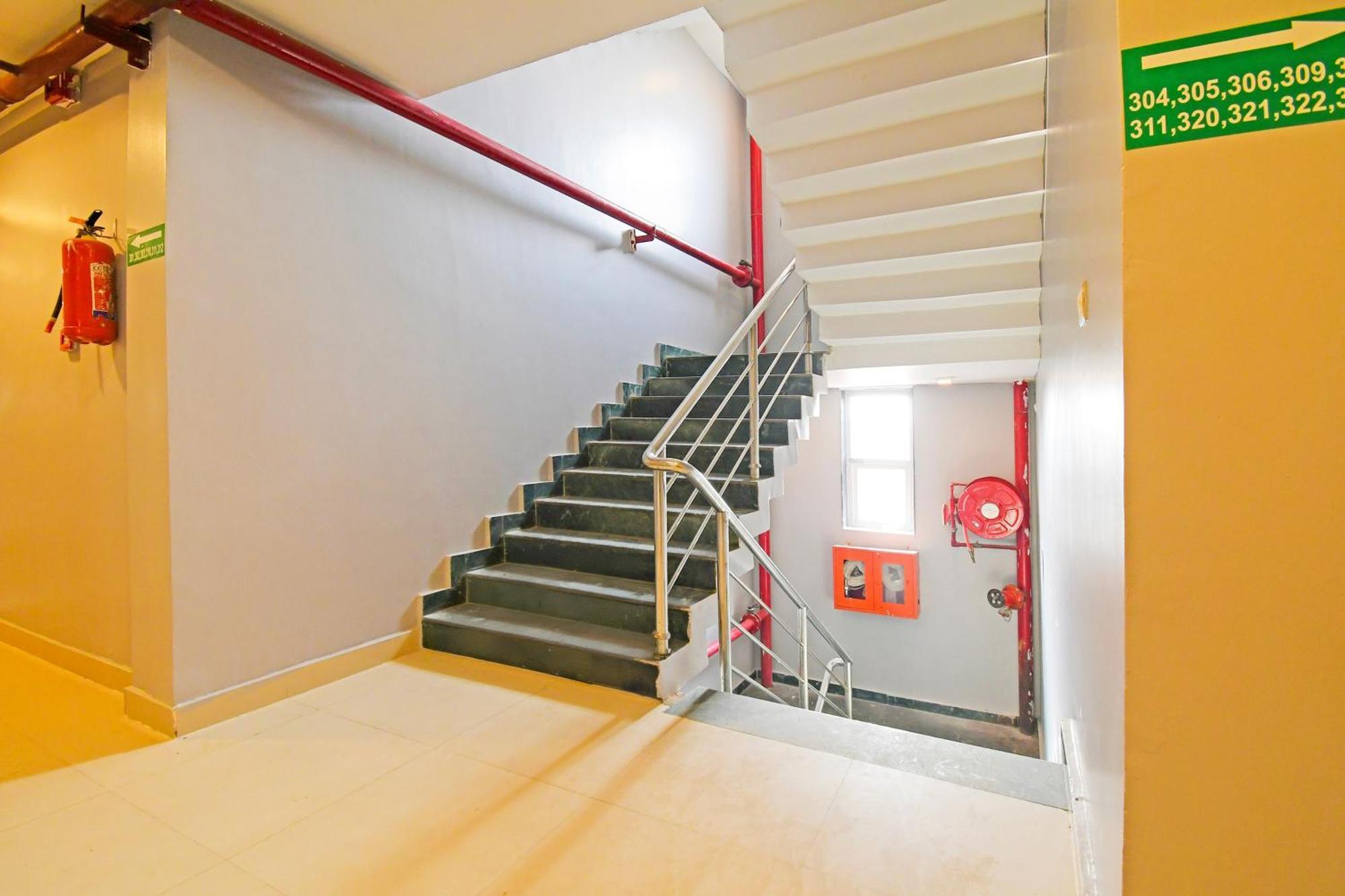 Super Townhouse Mancheswar Industrial Estate Hotel Bhuvanesvar Kültér fotó