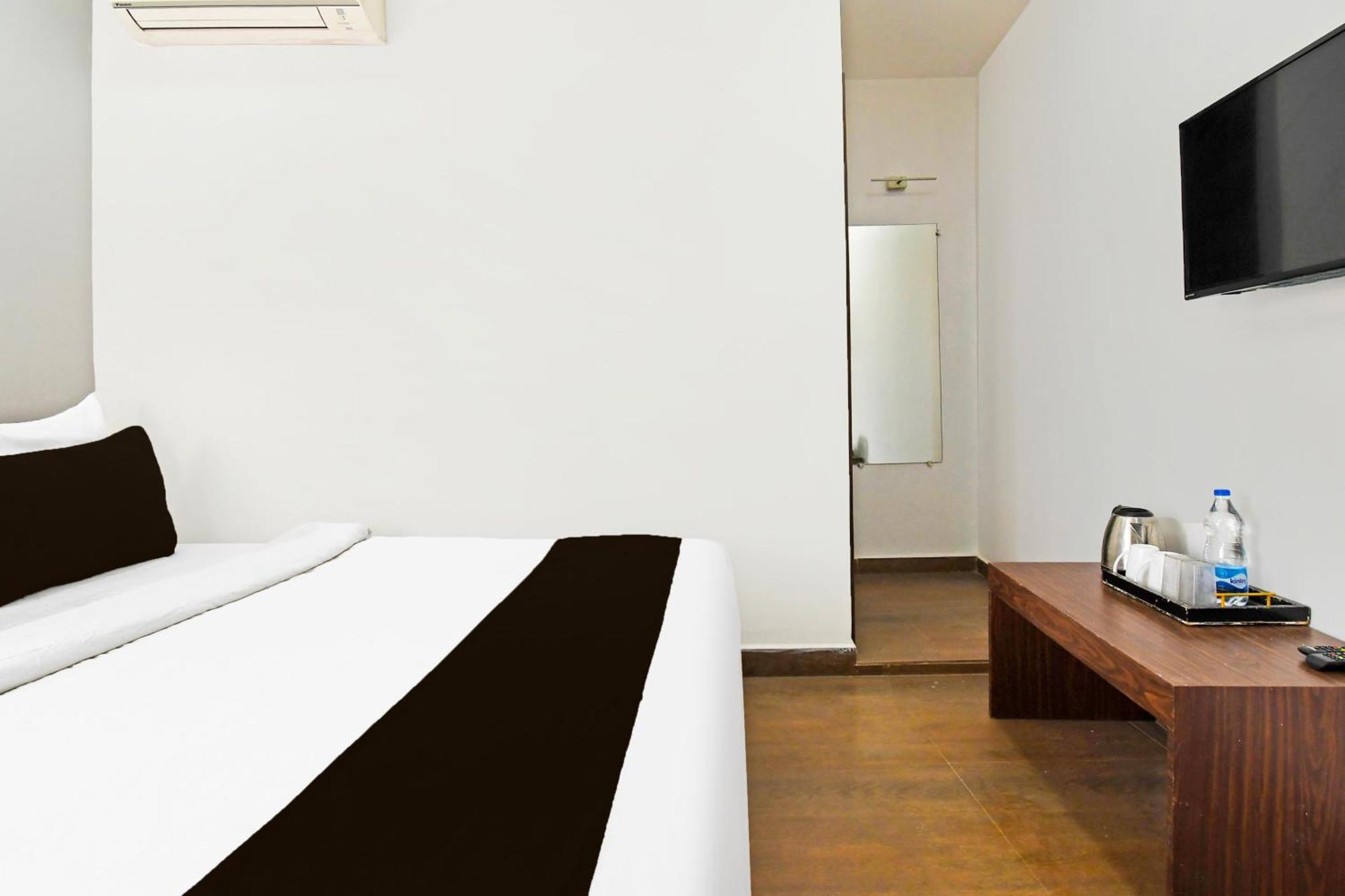 Super Townhouse Mancheswar Industrial Estate Hotel Bhuvanesvar Kültér fotó